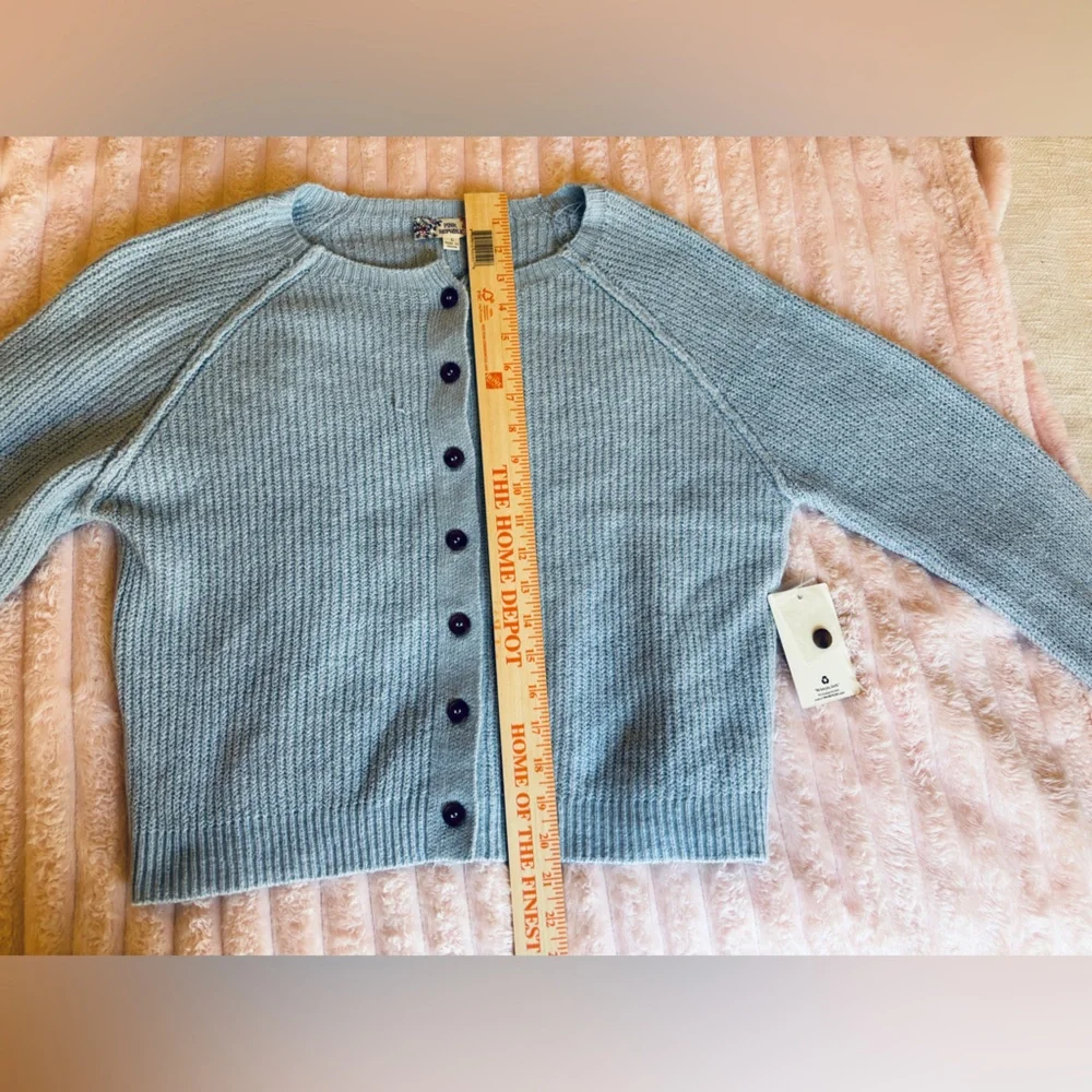 Pink Republic Cozy Light Blue Button-Front Women's Sweater Cardigan NEW Large - Picture 4 of 11